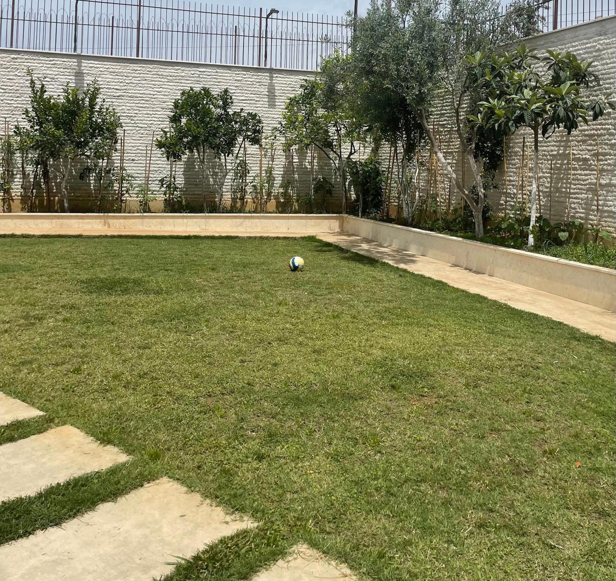 Gold Apartament Vlore Exterior photo
